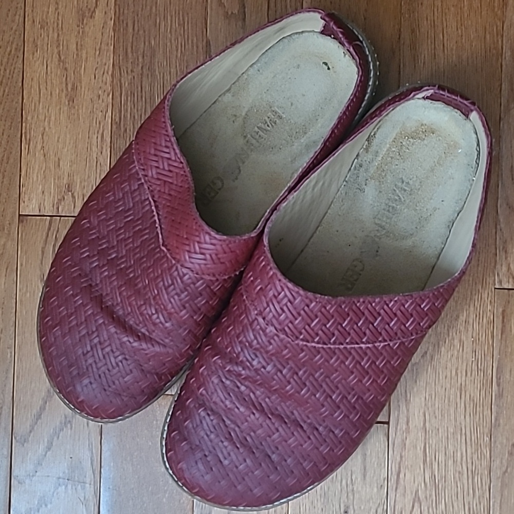 Haflinger Merlot Leather Clogs size 40